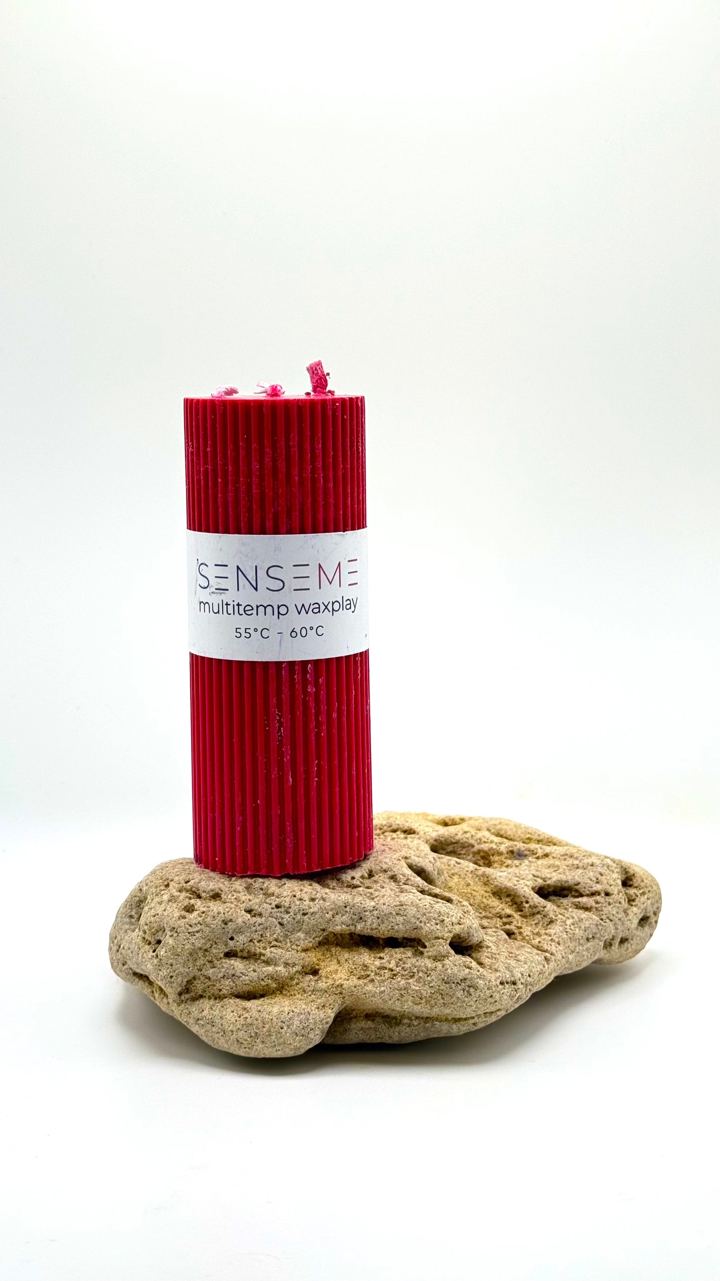 65°C Candle (Bloody red/ Palo santo)
